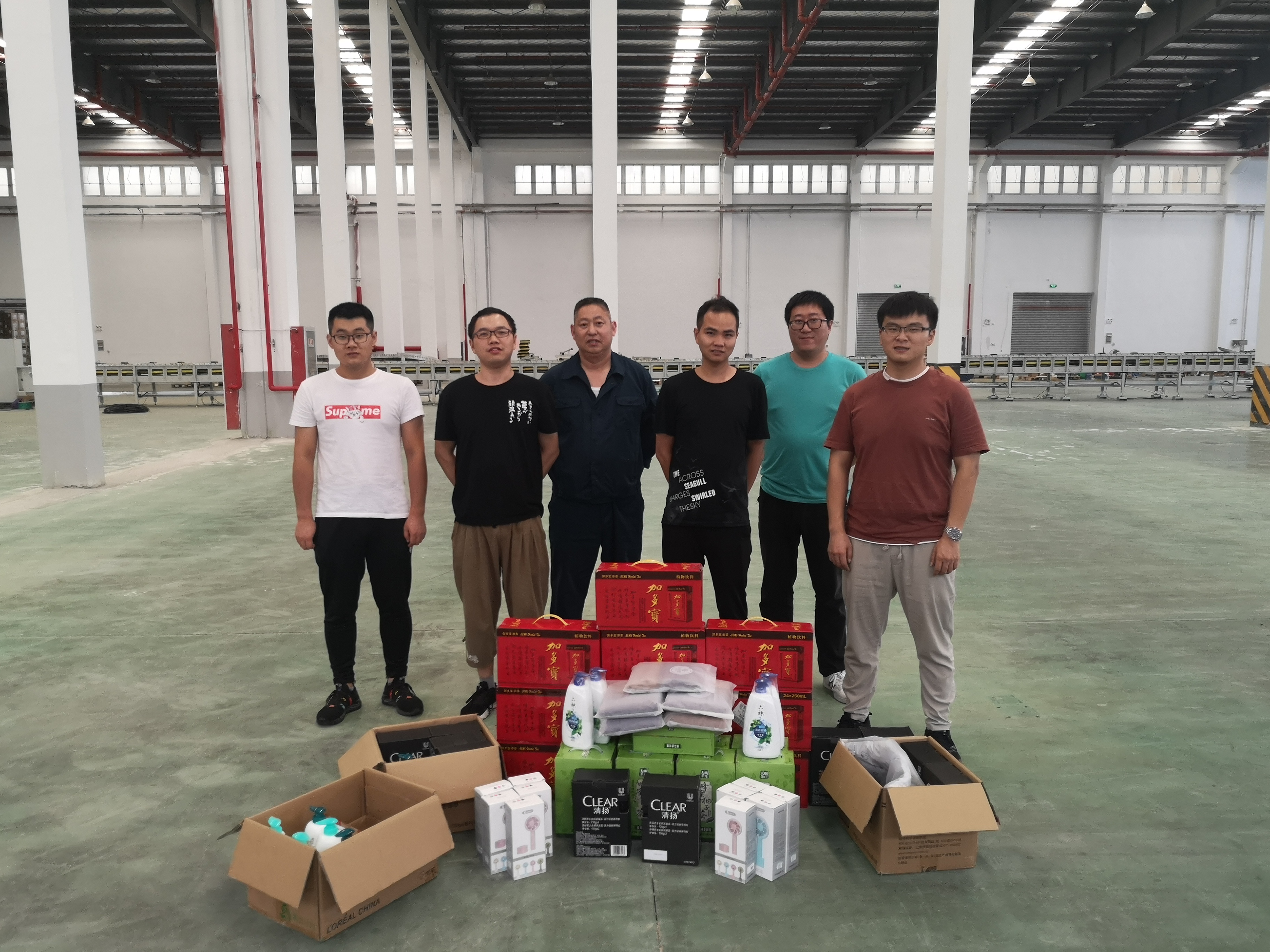 關愛職工 · 夏送清涼 | 寶開工會赴一線送清涼，致敬高溫下的堅守